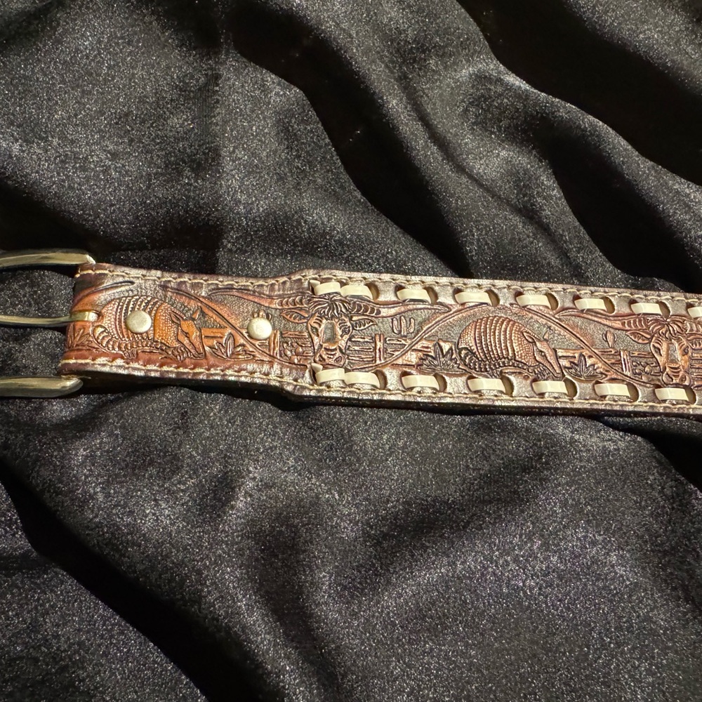 Western Cowboy Belt w/Cream Laced Leather Edging - Sz. 40 - Picture 3 of 12